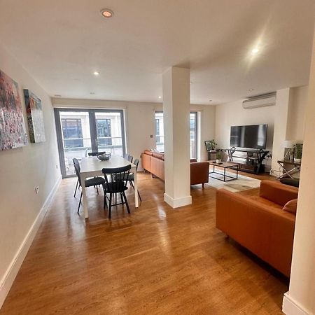 Spacious 3-Bed 3-Bath Luxury Apartment With Balcony Hyde Park London Kültér fotó