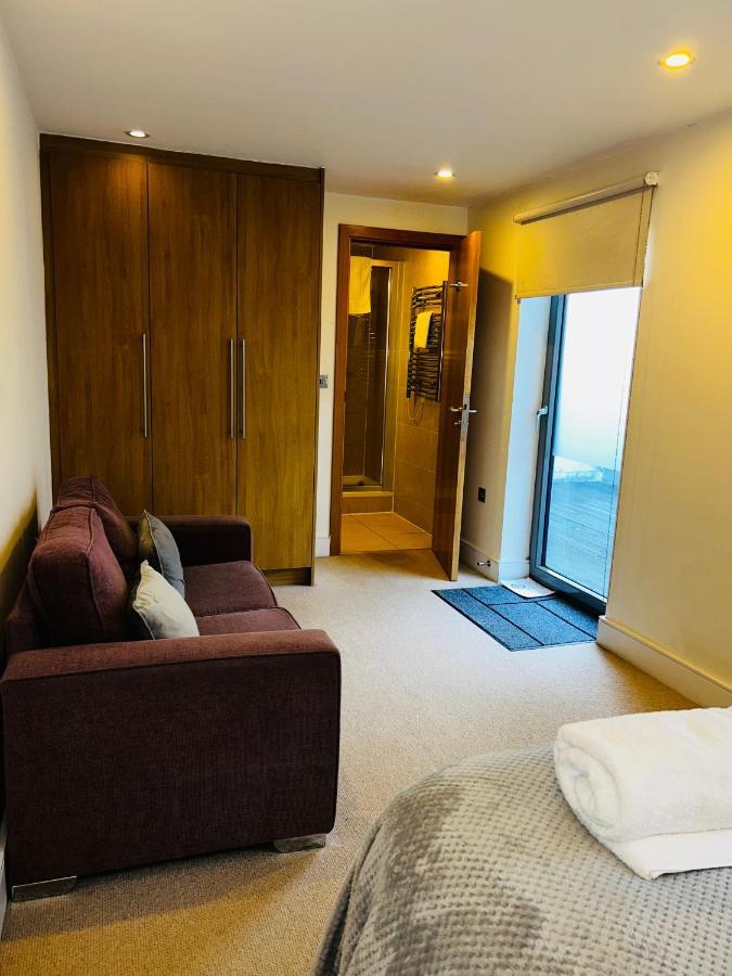 Spacious 3-Bed 3-Bath Luxury Apartment With Balcony Hyde Park London Kültér fotó