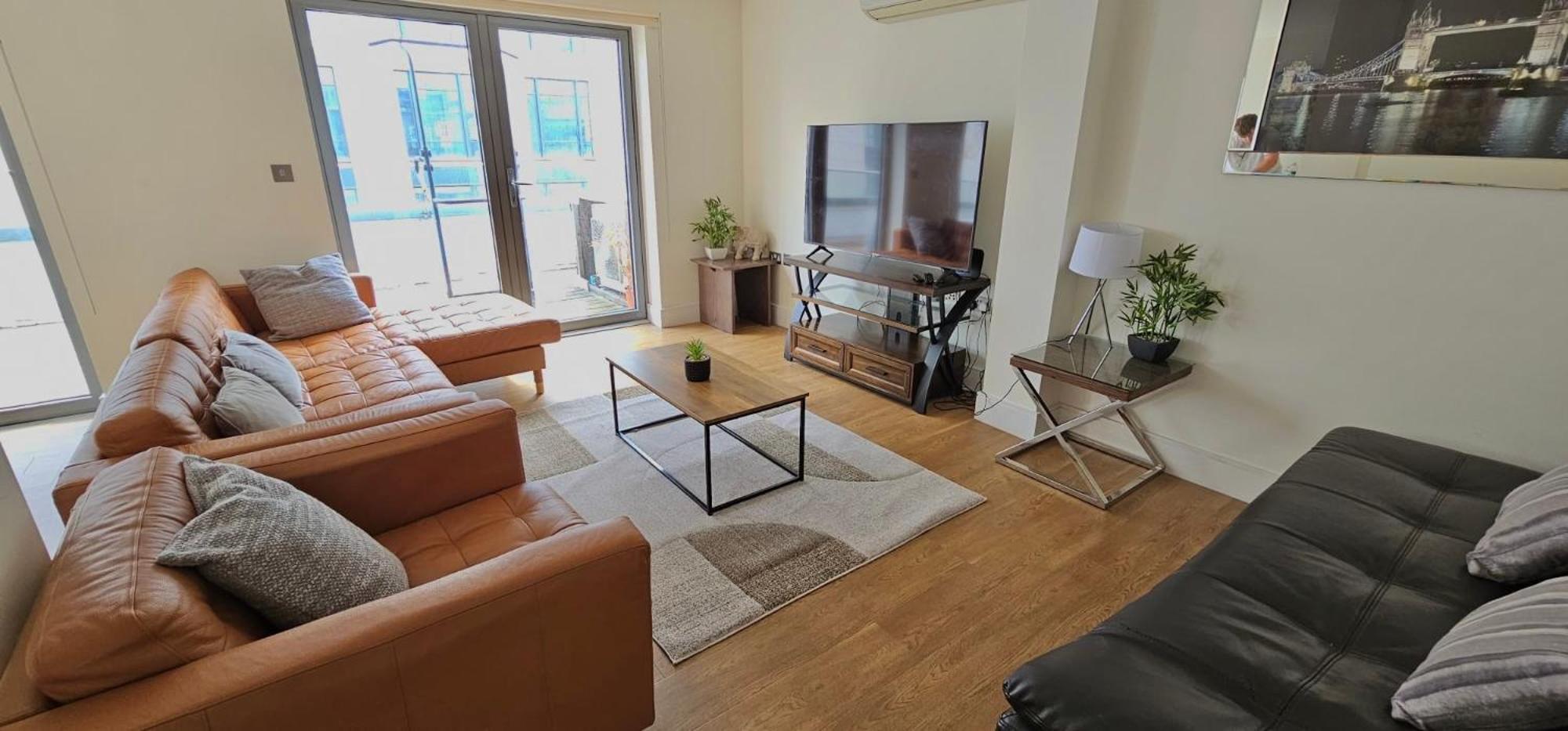 Spacious 3-Bed 3-Bath Luxury Apartment With Balcony Hyde Park London Kültér fotó